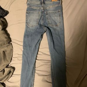 American Eagle skinny jeans